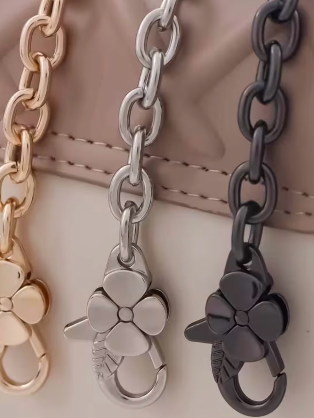 FLOWER CROSSBODY CHAIN - Picture 8 of 8